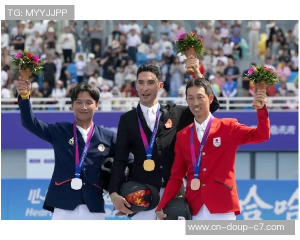 我国马术选手奥运资格赛晋级 我国马术选手奥运资格赛晋级