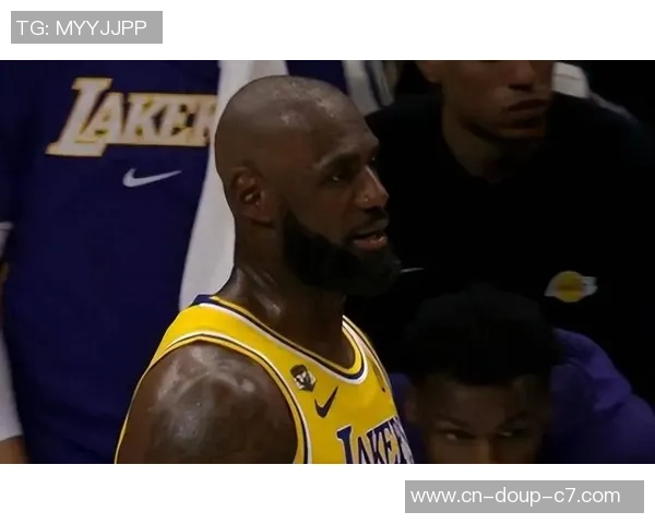 湖人新首领？东詹3次一起缺阵里夫斯均迸发 场均44.3分太张狂